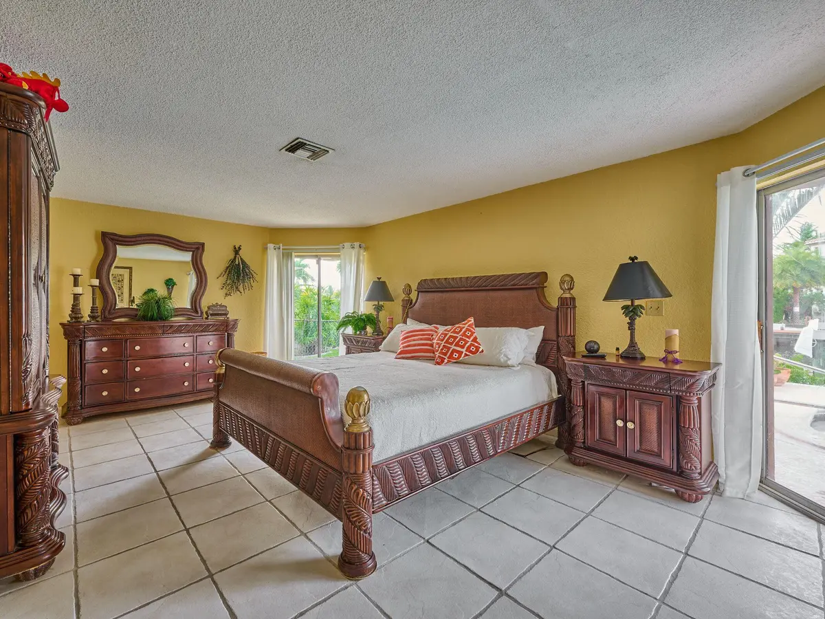 20250727132409884585000000-o at 2810 NE 48th Court, Lighthouse Point