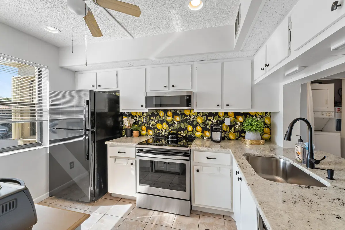 033-13369TouchstonePl-203-WestPalmBeach- at 13369 Touchstone Place 203, Palm Beach Gardens
