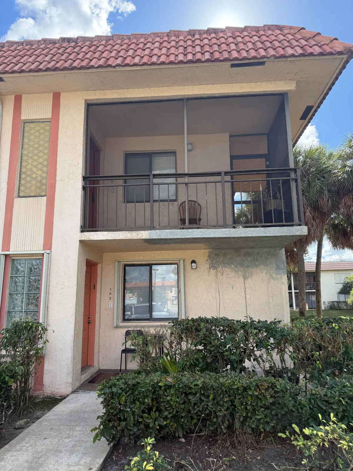 399 Lakeview Dr 202 at 399 Lakeview Drive 202, Weston