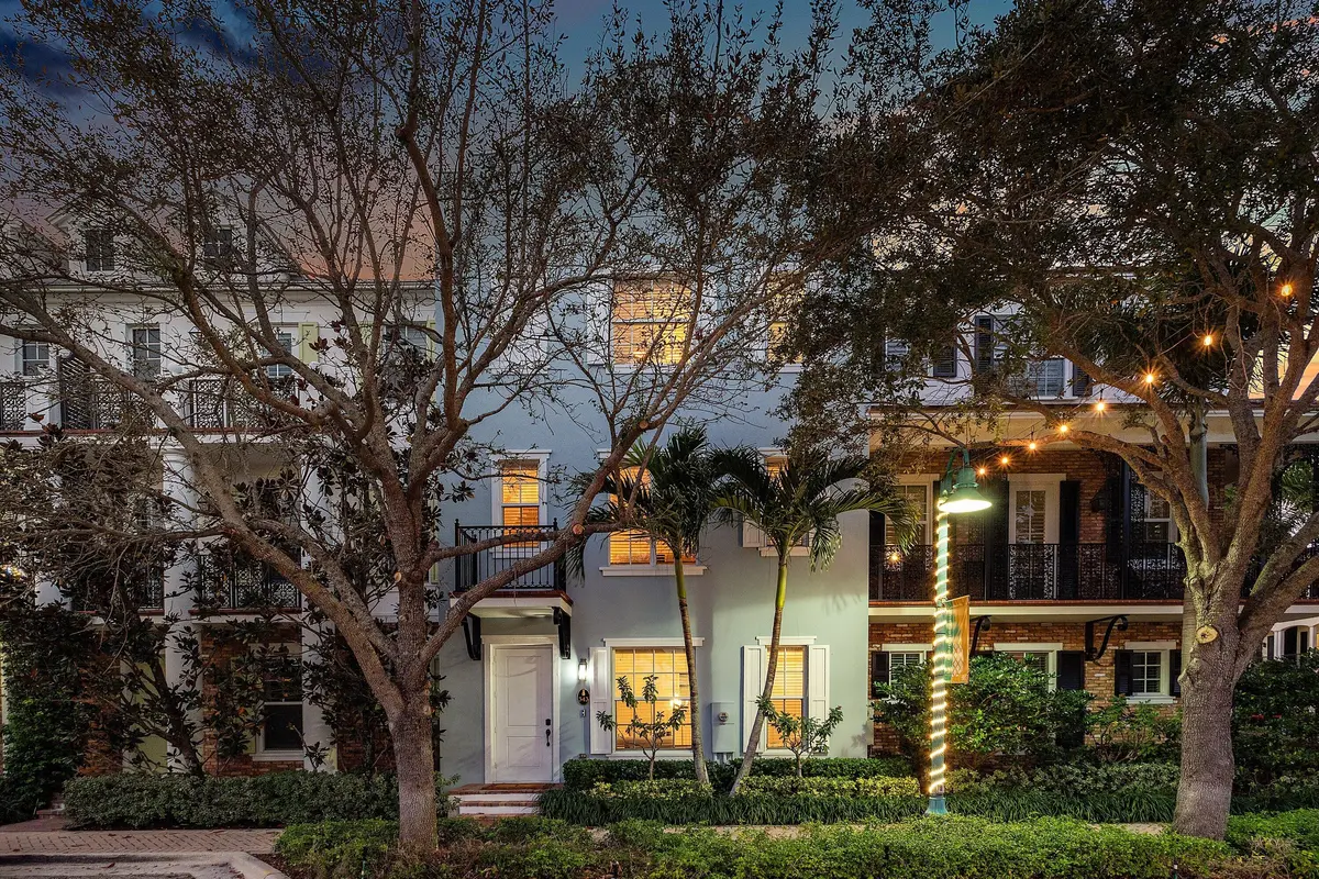 052-343EastCanneryRowCircle- at 343 E Cannery Row Circle, Delray Beach
