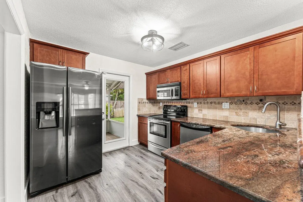 007-2800Northeast8thAvenue-PompanoBeach- at 2800 NE 8th Avenue, Pompano Beach