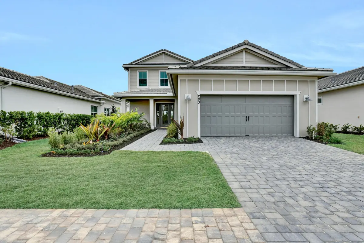 0H3A6864 at 203 SE Calmo Circle, Port St. Lucie