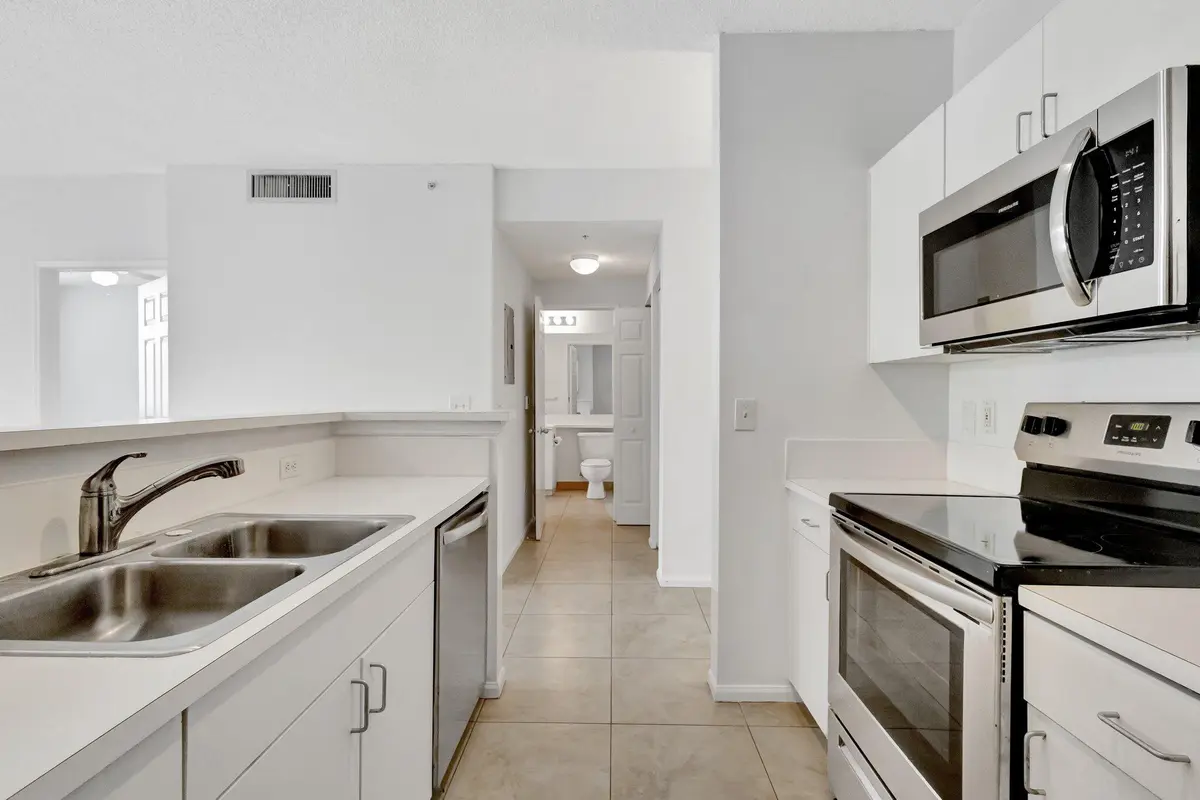 3-web-or-mls-_82A3833 at 720 S Sapodilla Avenue 303, West Palm Beach