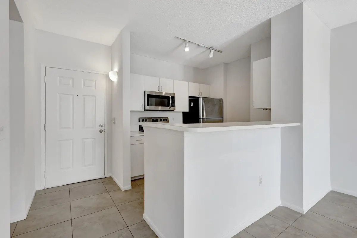 4-web-or-mls-_82A3838 at 720 S Sapodilla Avenue 303, West Palm Beach
