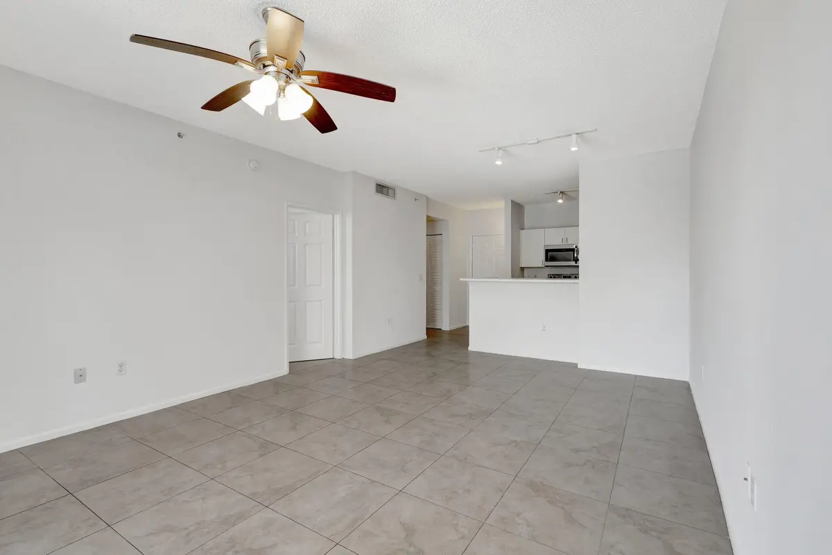 8-web-or-mls-_82A3863 at 720 S Sapodilla Avenue 303, West Palm Beach