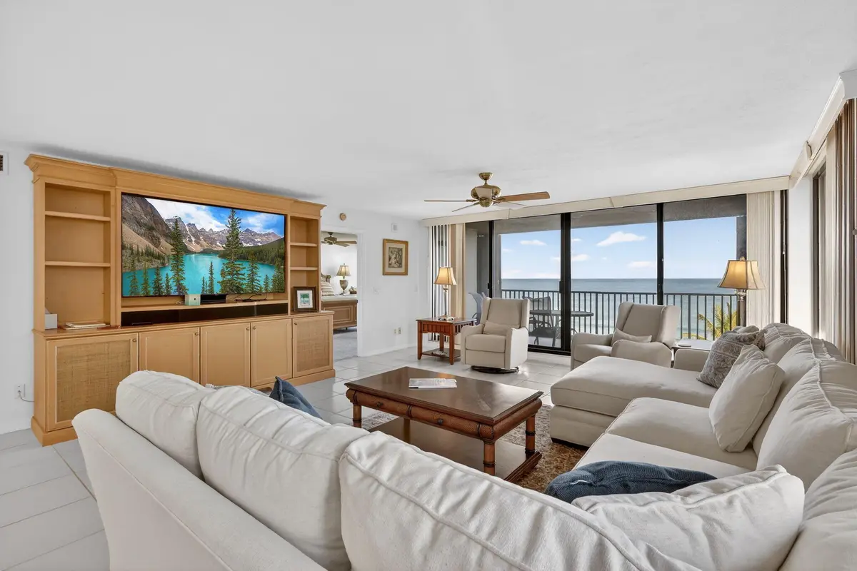 5-web-or-mls-5P1A1581 at 4000 N Highway A1a 502, Hutchinson Island