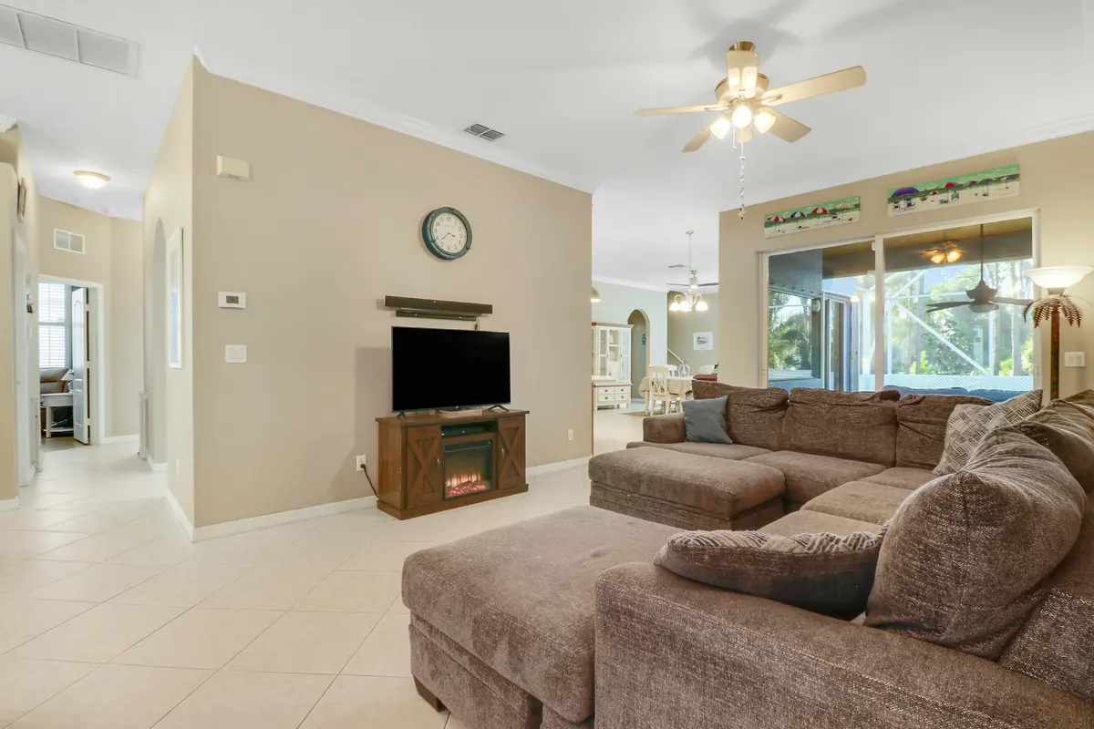 2260 NW Windemere Drive, Jensen Beach, FL – photo 5
