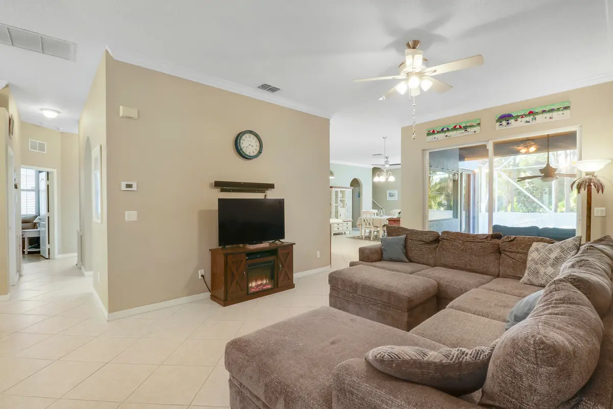 2260 NW Windemere Drive, Jensen Beach, FL – photo 6