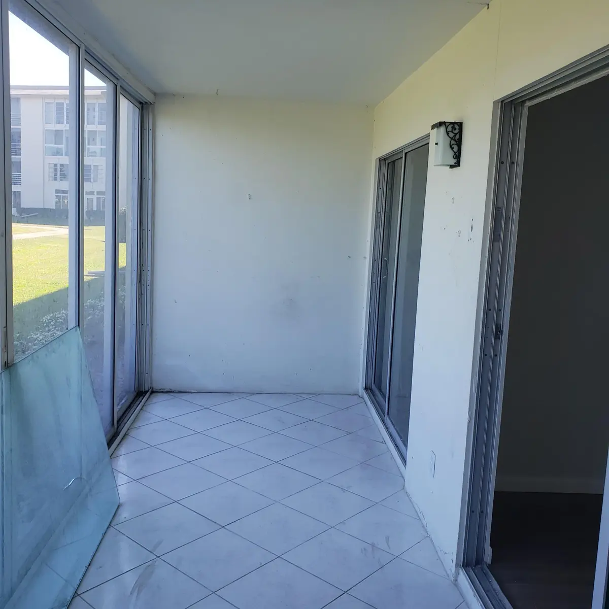 Glass Enclosed Patio at 2802 Victoria Way H1, Coconut Creek