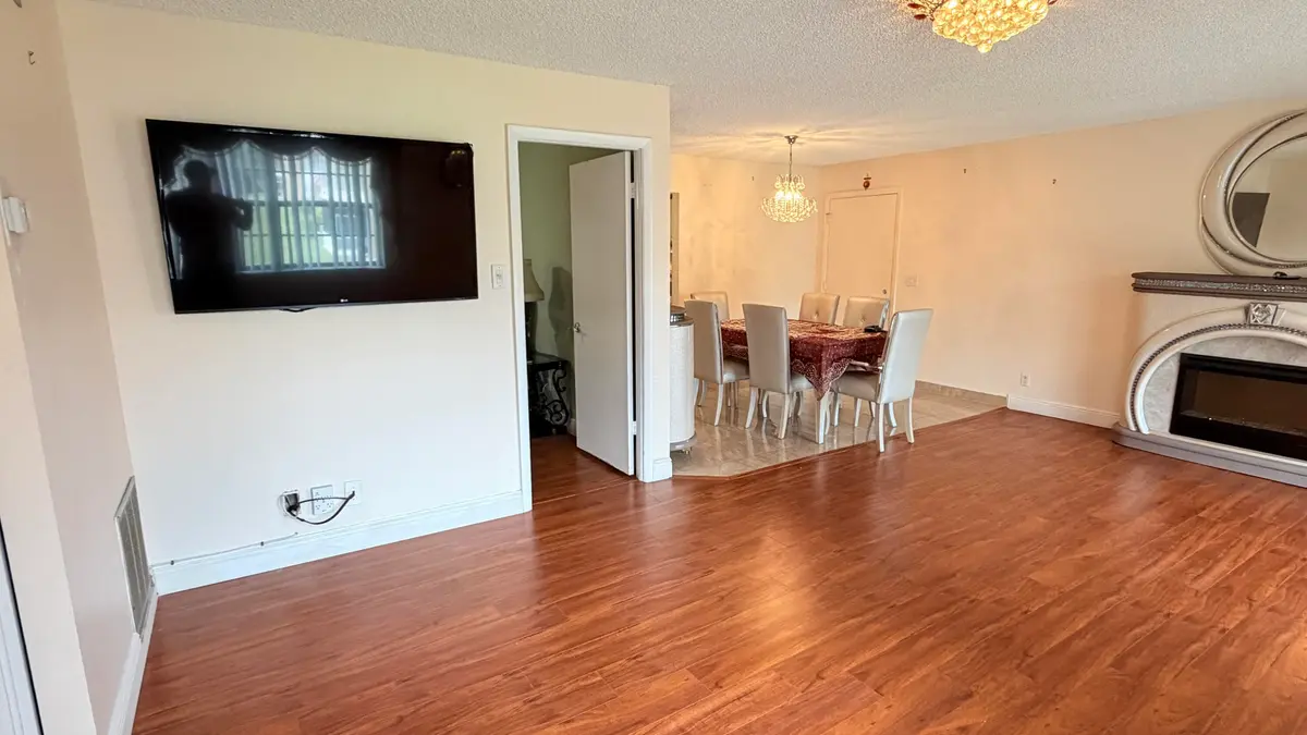IMG_1143 at 320 Lake Dora Drive 320, West Palm Beach