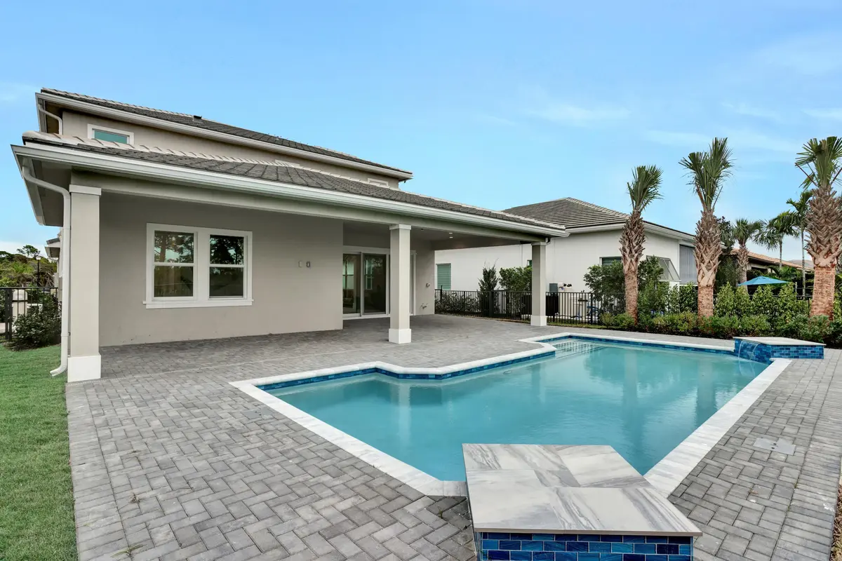 0H3A6884 at 203 SE Calmo Circle, Port St. Lucie