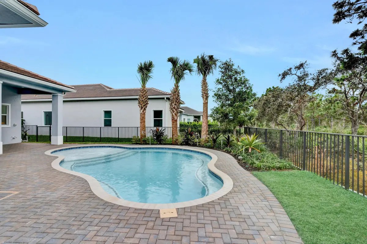 0H3A7074 at 114 SE Palma Street, Port St. Lucie