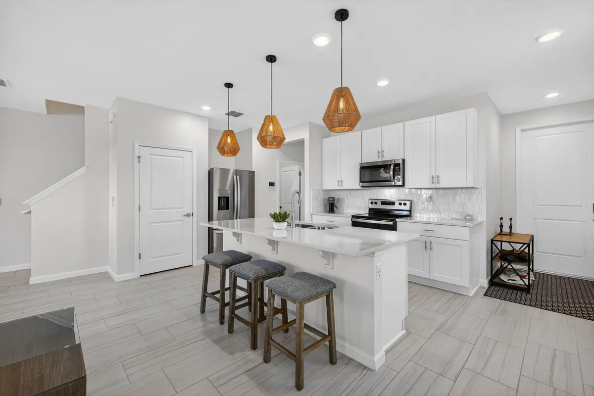 4-web-or-mls-4-print-3A5A2923 at 5624 SE Edgewater Circle, Stuart