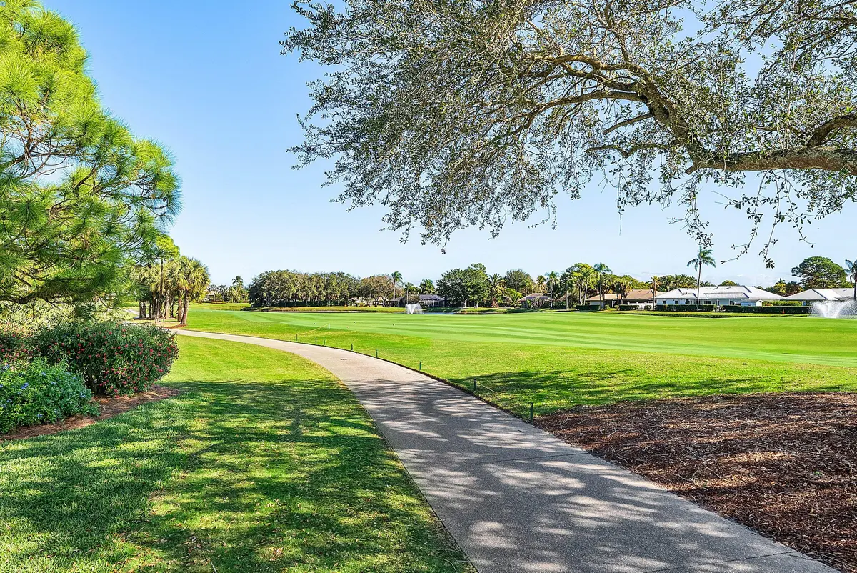 035-115PalmPointCircle-A-PalmBeachGarden at 115 Palm Point Circle A, Palm Beach Gardens