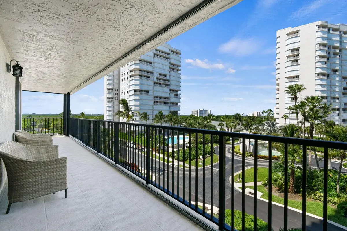 North Balcony at 5047 N Highway A1a 404, Hutchinson Island