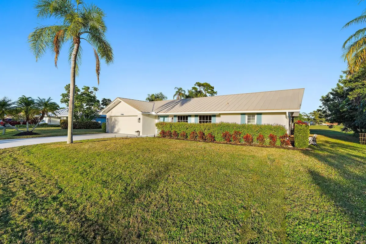048-3881SEFairwayW-Stuart-SMALL at 3881 SE Fairway, Stuart