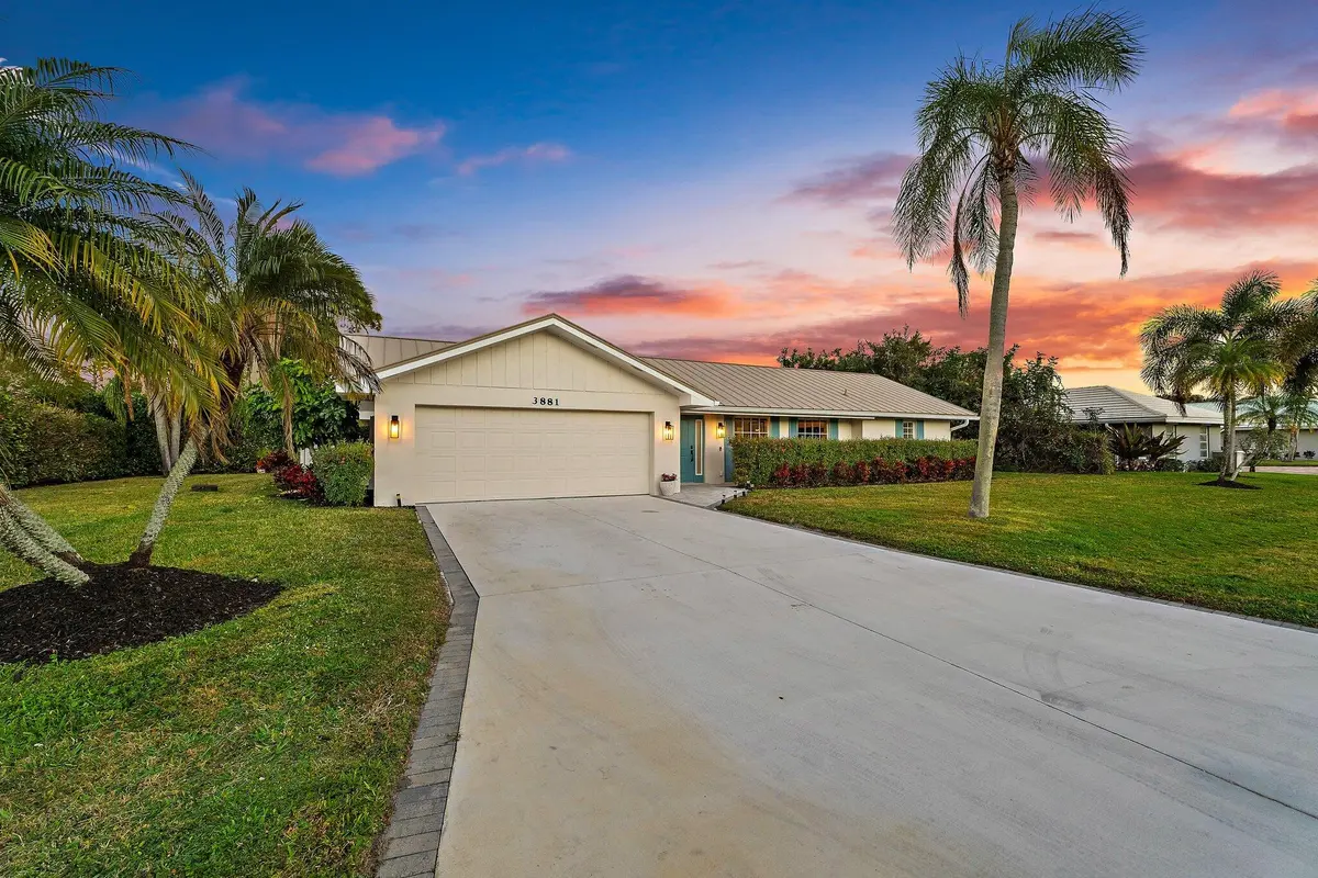 118-3881SEFairwayW-Stuart-SMALL - Copy at 3881 SE Fairway, Stuart
