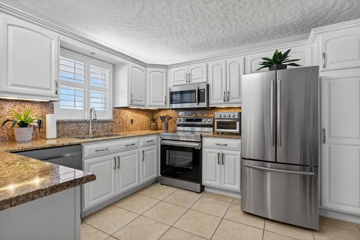 21-web-or-mls-1050-9567 at 1050 Hillsboro Mile 704w, Hillsboro Beach