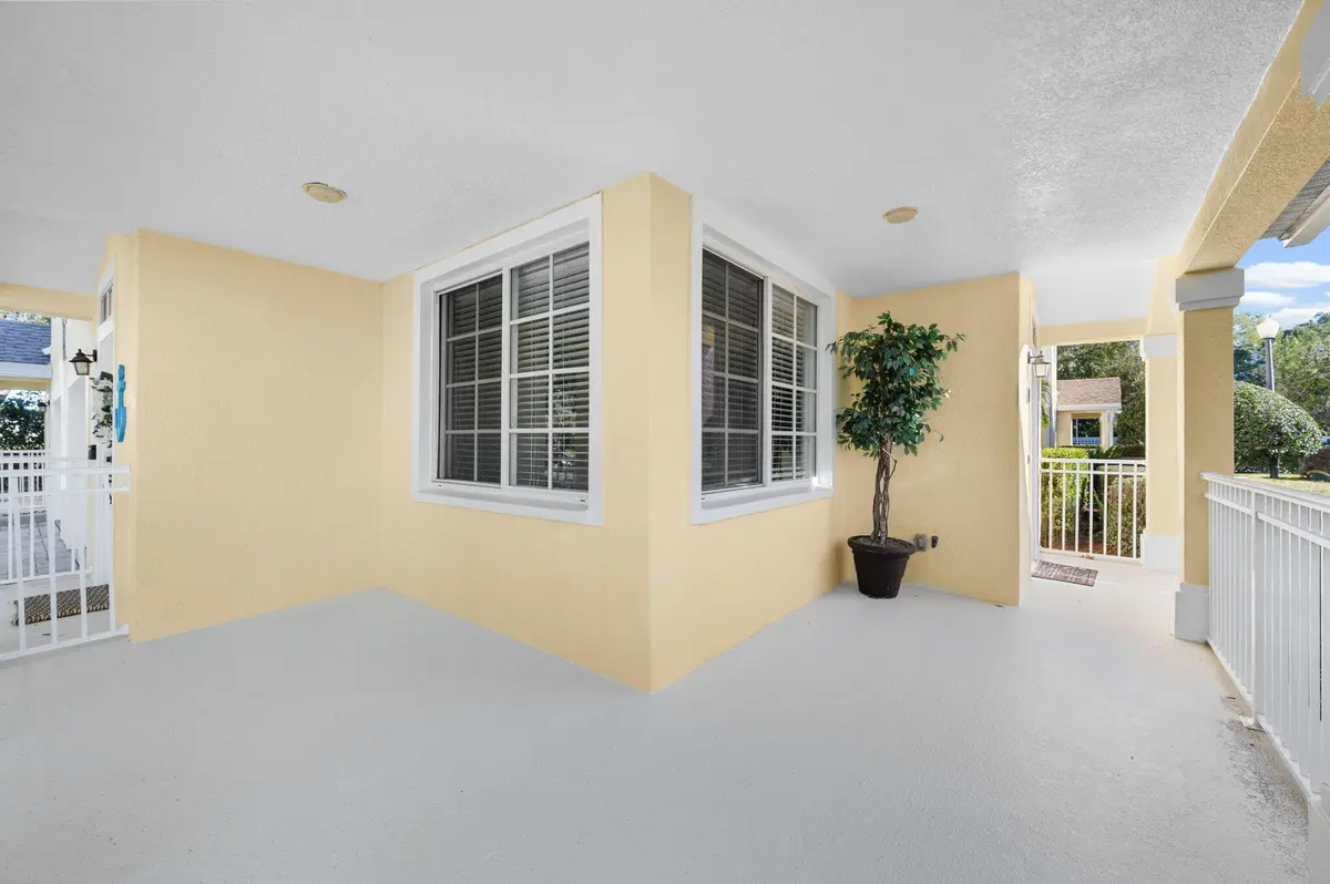 3-web-or-mls-1651 SE Pomeroy St - 3 at 1651 SE Pomeroy Street, Stuart