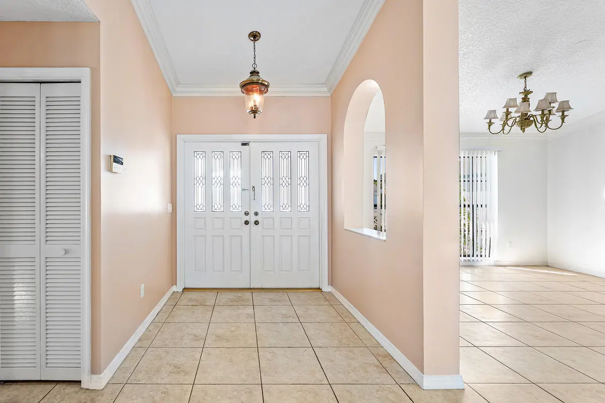 005-2057AmesburyCircle-Wellington-FL-334 at 2057 Amesbury Circle, Wellington
