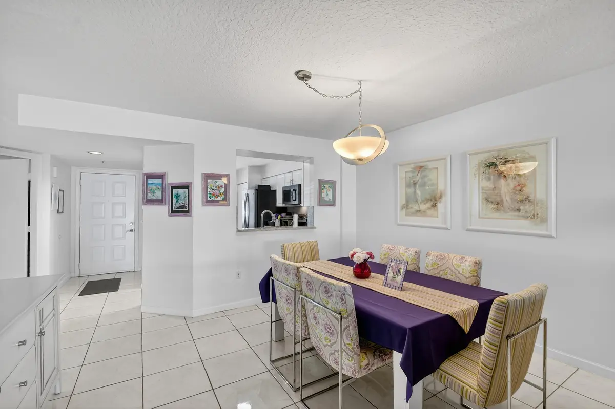 Dinning Room at 5951 Regal Glen Drive 107, Boynton Beach