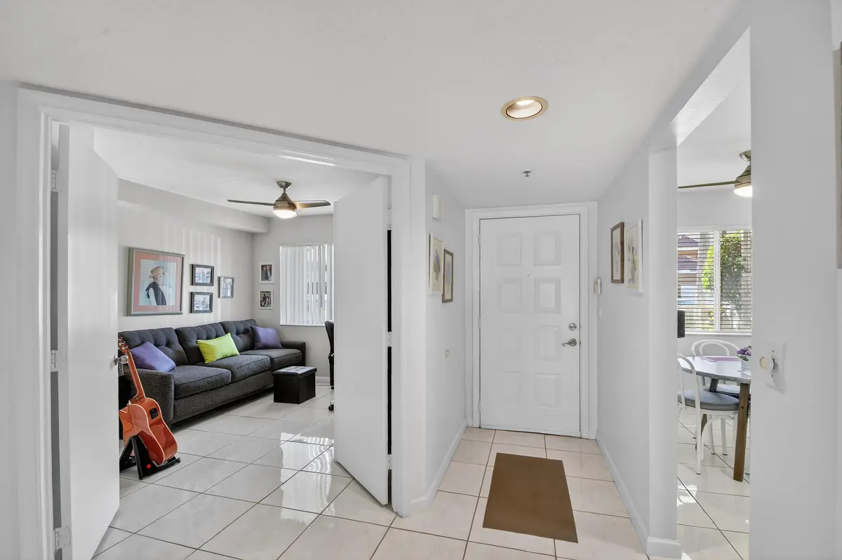 Entry Way at 5951 Regal Glen Drive 107, Boynton Beach