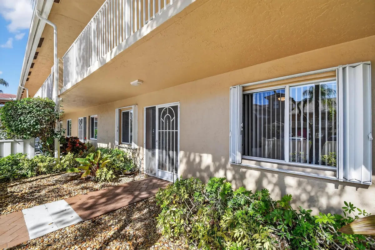 Front 2 at 5951 Regal Glen Drive 107, Boynton Beach