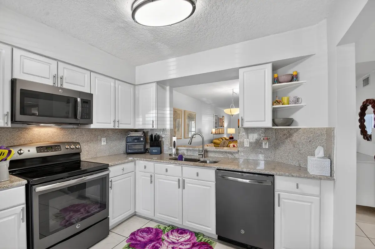 Kitchen 2 at 5951 Regal Glen Drive 107, Boynton Beach