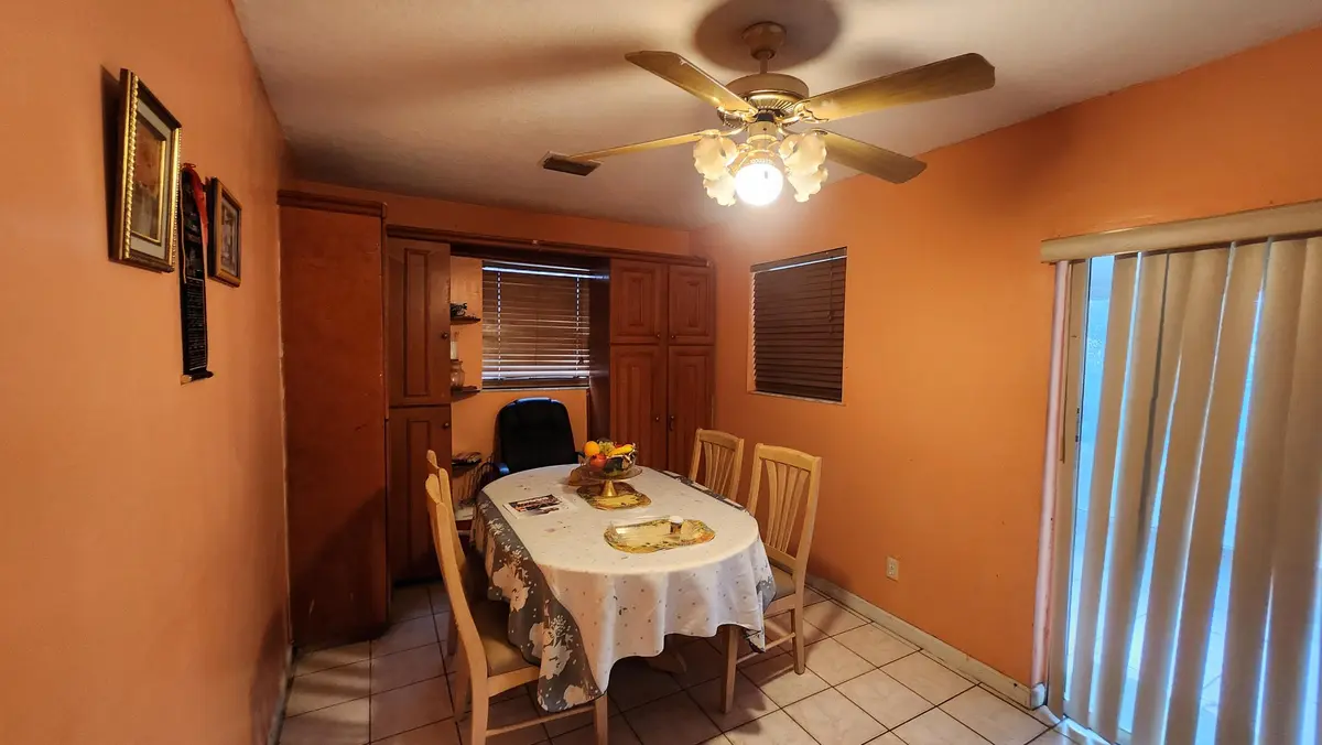 1207 Hatteras Circle, Greenacres, FL – photo 2
