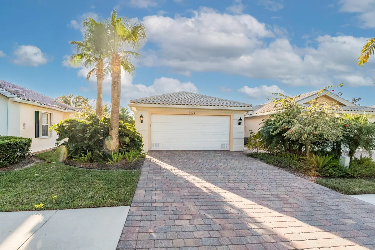 8544 SE Retreat Dr outside-3 at 8544 SE Retreat Drive, Hobe Sound