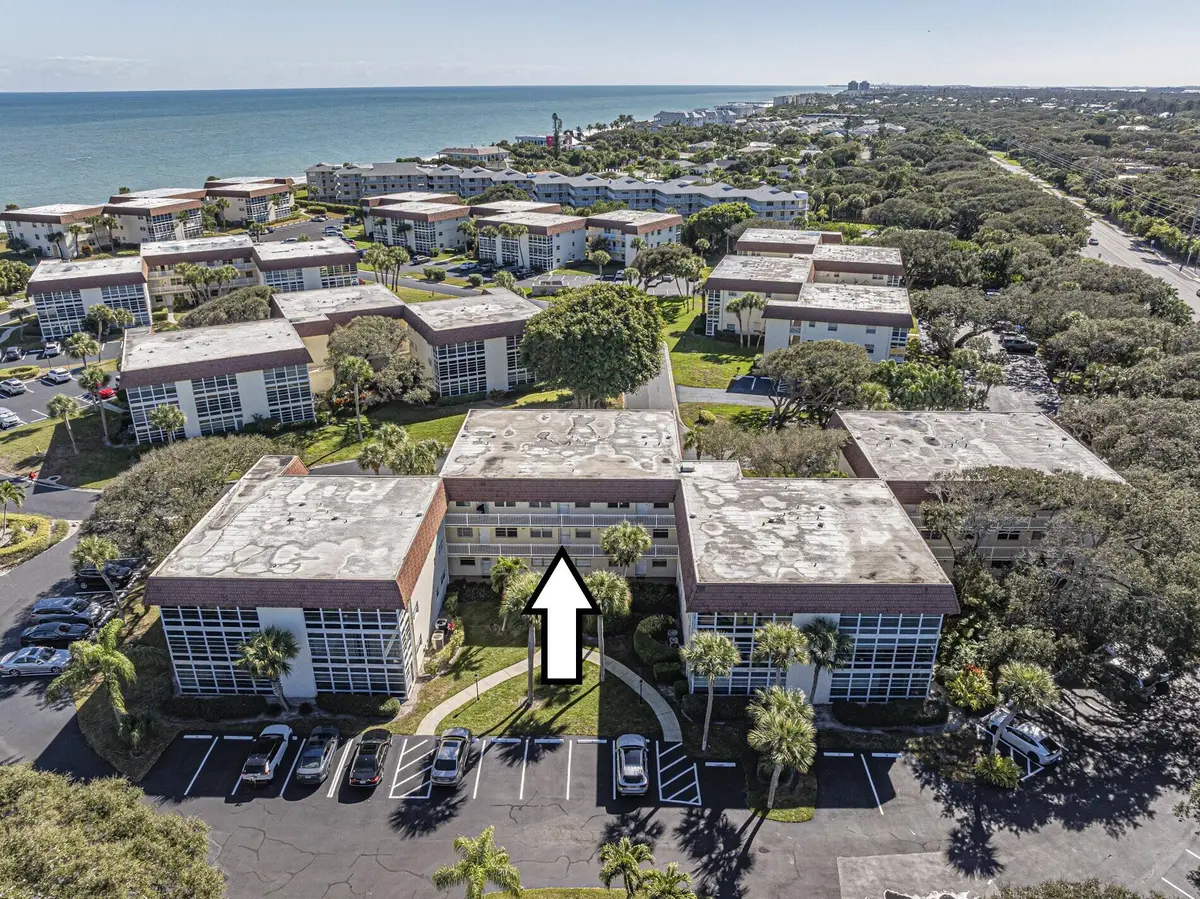 37.1 at 5400 A1A Highway D18, Vero Beach