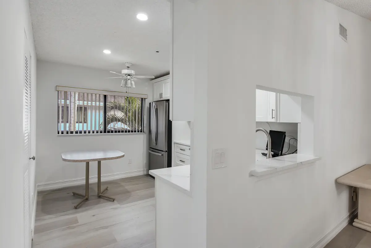 kitchen at 15342 Lakes Of Delray Boulevard 98, Delray Beach