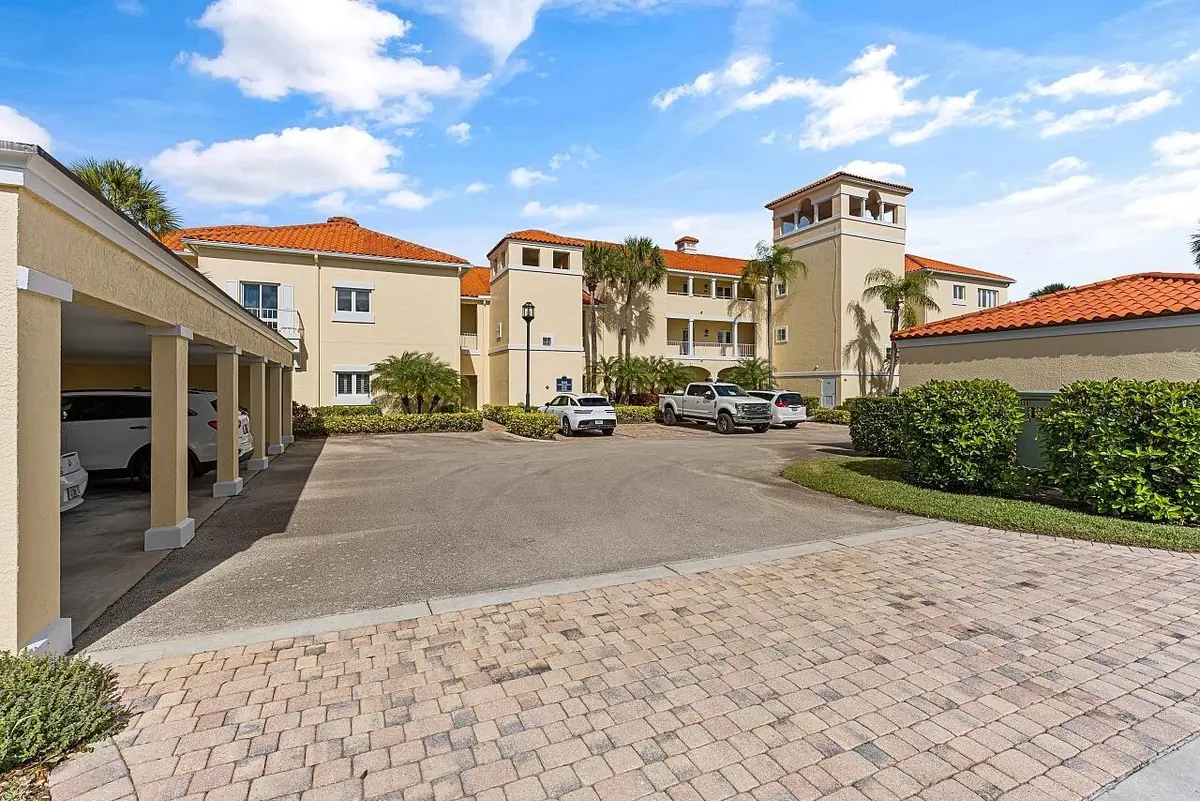 5020-Harmony-Cir-203-HigMedia-001-1280 at 5020 Harmony Circle 203, Vero Beach