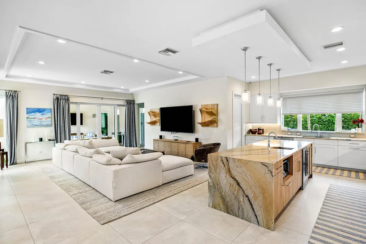 003-217GulfstreamBoulevard-BoyntonBeach- at 217 Gulfstream Boulevard, Boynton Beach