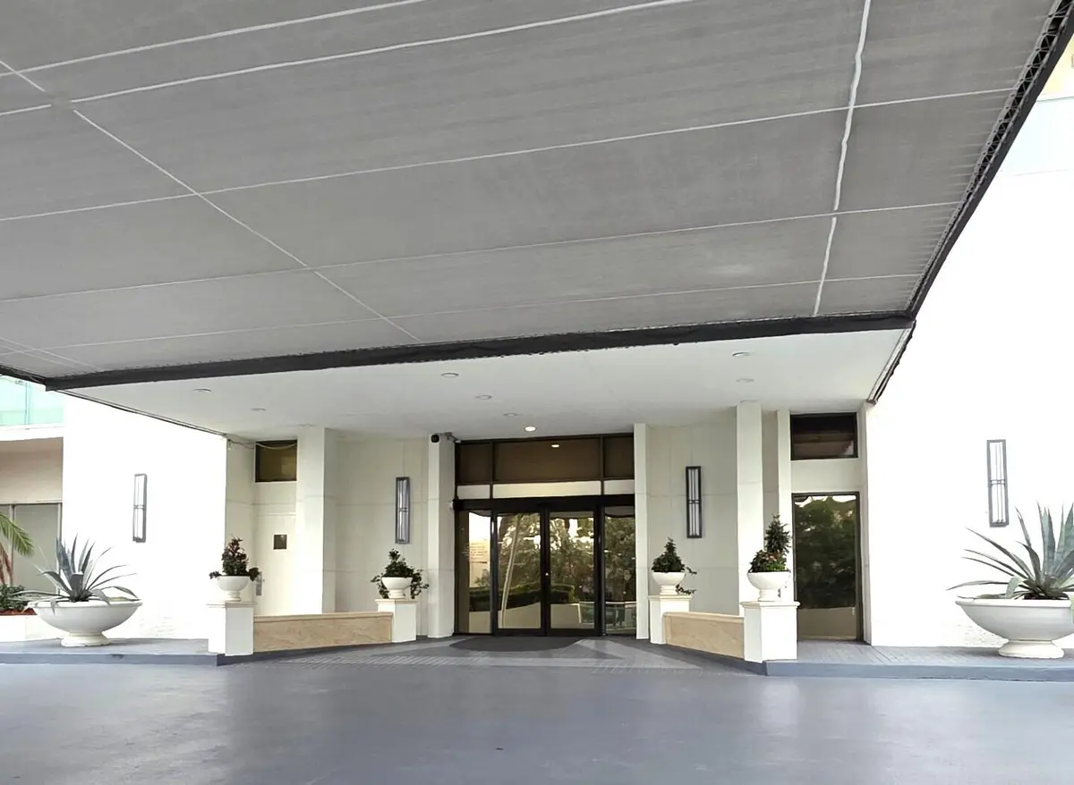Lobby entrance at 3900 Galt Ocean Drive 1915, Fort Lauderdale