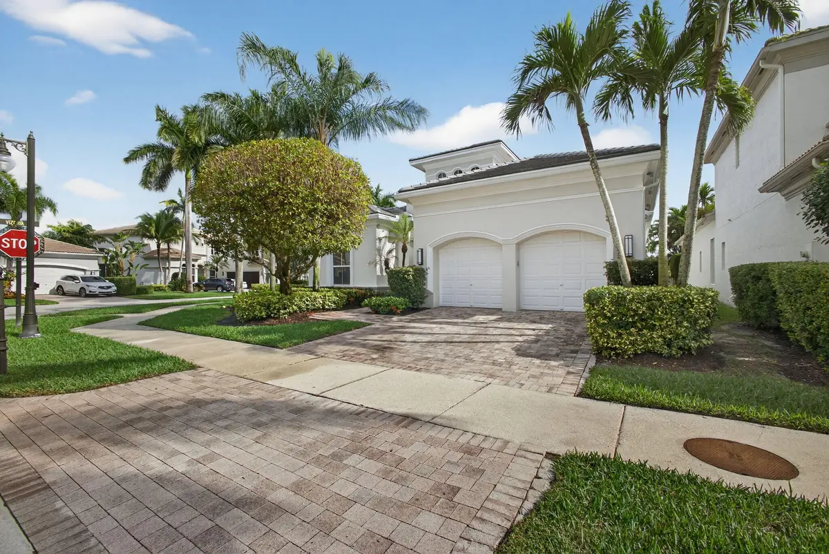 1-web-or-mls-5D1A1227 at 502 Via Toledo, Palm Beach Gardens
