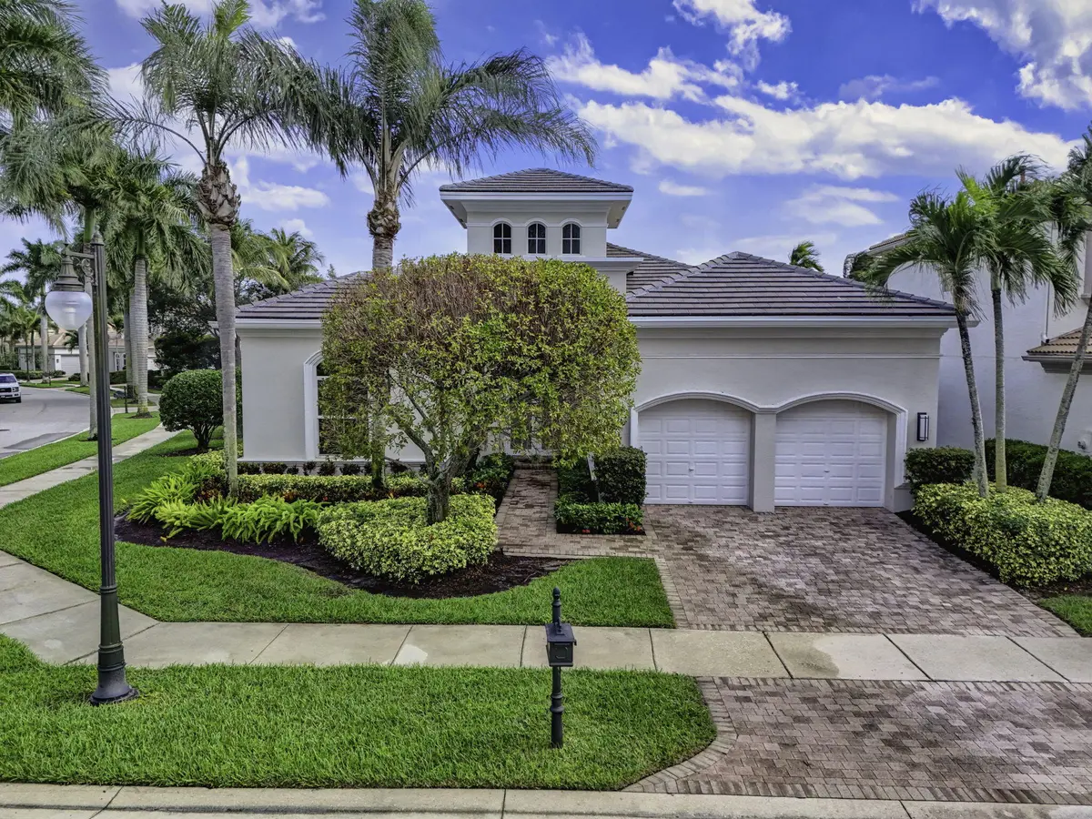 74-web-or-mls-DJI_20251215122213_0397_D- at 502 Via Toledo, Palm Beach Gardens