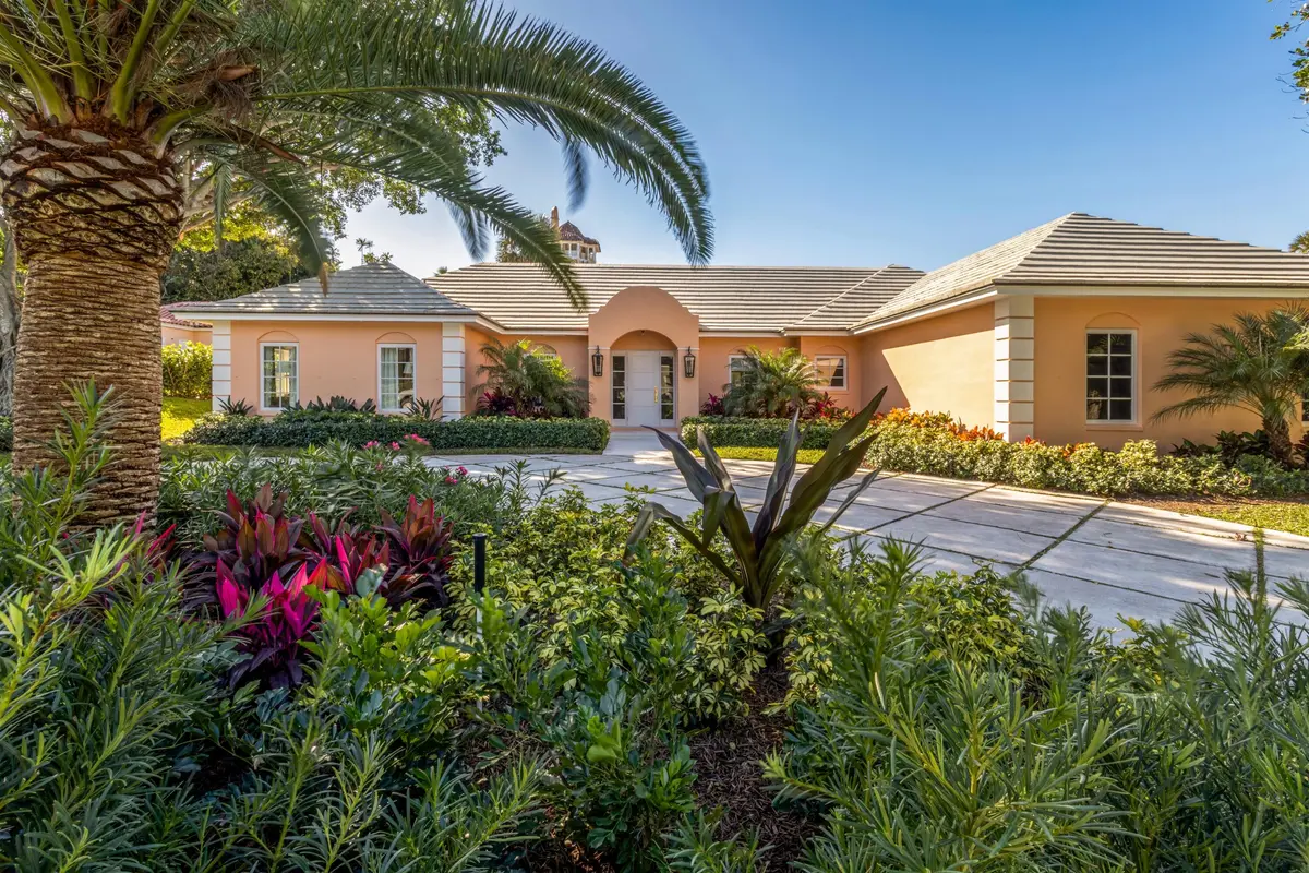 124 Woodbridge Rd at 124 Woodbridge Road, Palm Beach