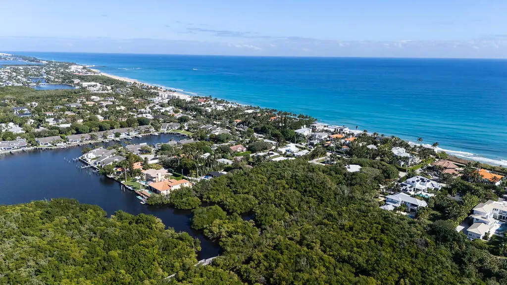 North East at 6064 N Ocean Boulevard, Ocean Ridge
