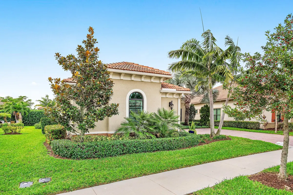 Front of Home at 11832 Palermo Road, Parkland