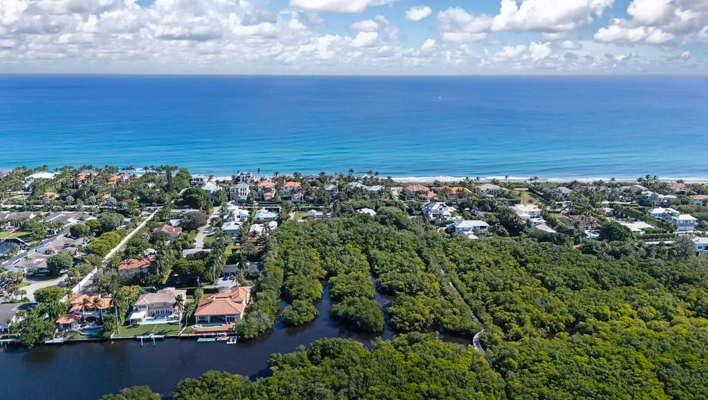 East at 0000 N Ocean Boulevard, Ocean Ridge