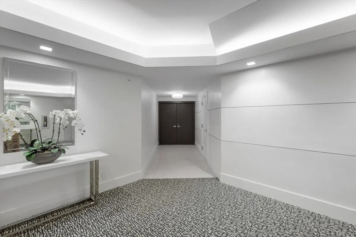 Entry at 2100 S Ocean Boulevard 601n, Palm Beach
