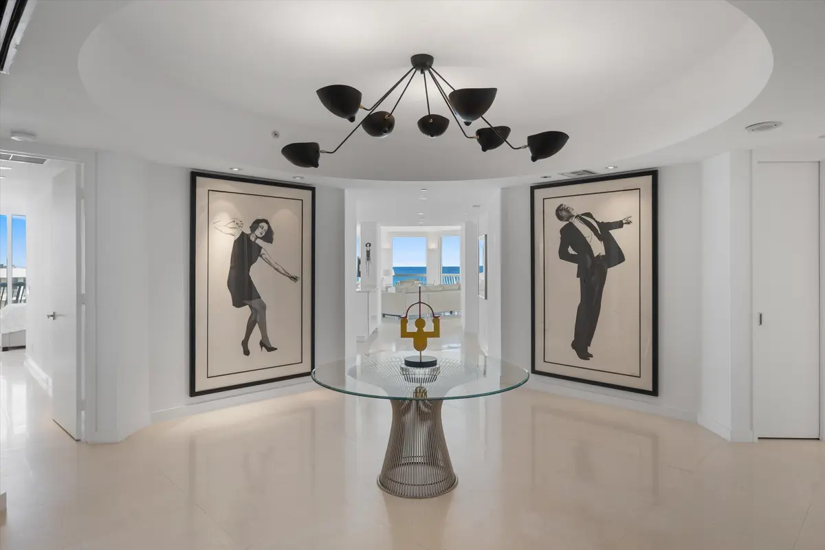 Entry at 2100 S Ocean Boulevard 601n, Palm Beach