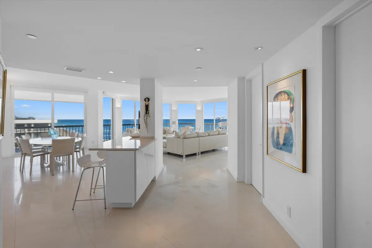 Entry at 2100 S Ocean Boulevard 601n, Palm Beach