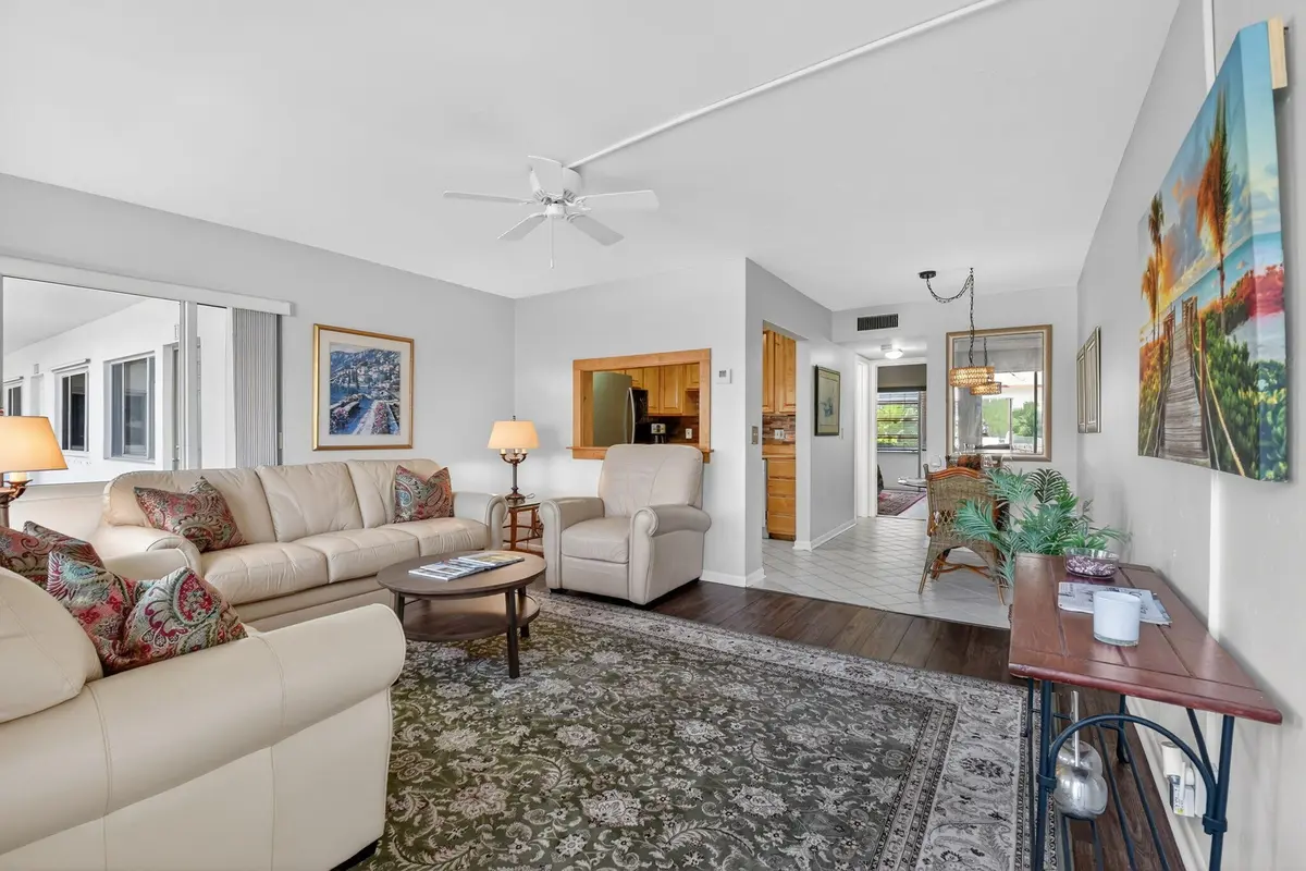 entry view at 3160 Lake Osborne Dr 107, Lake Worth Beach