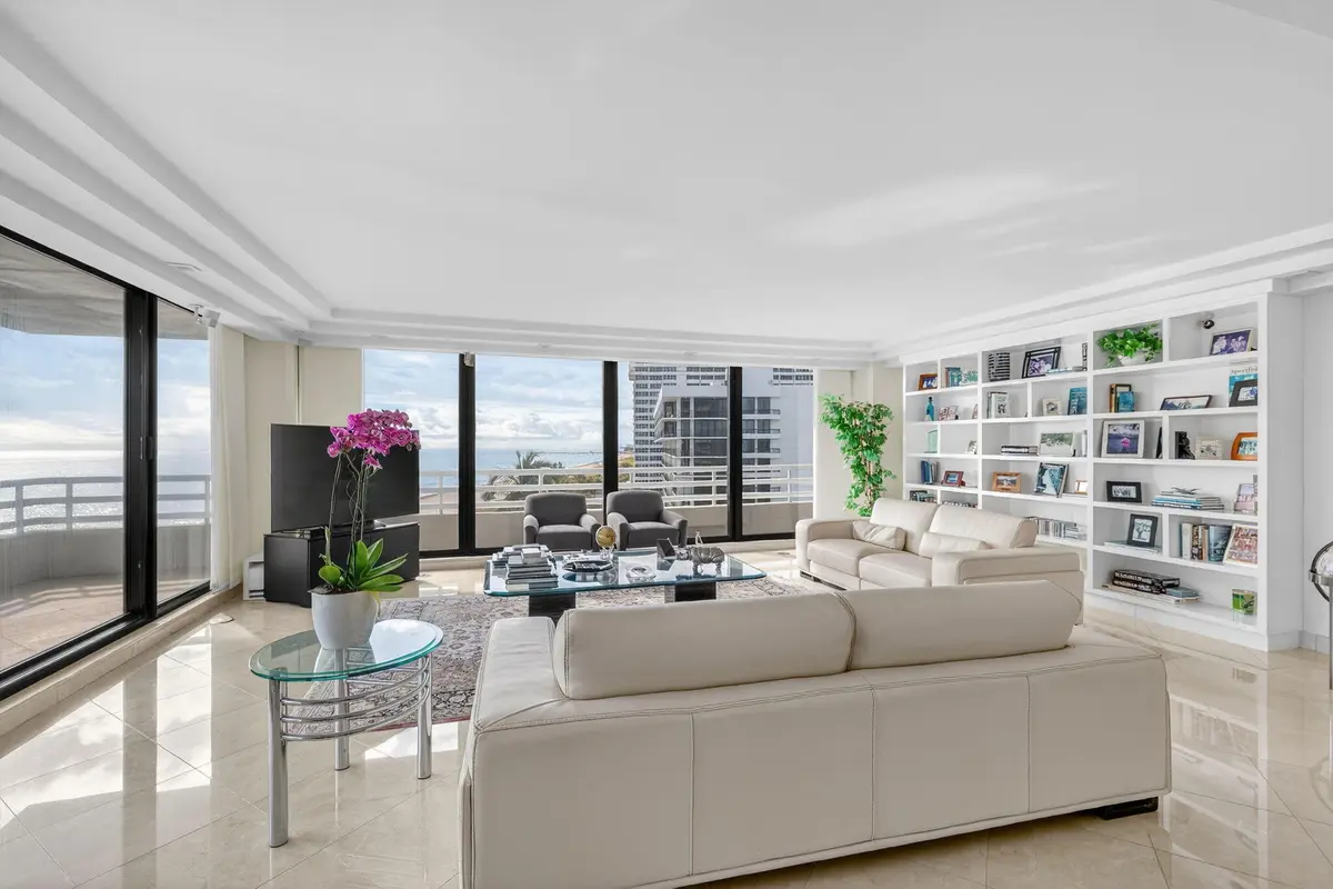 Living Area at 1500 S Ocean Boulevard 606, Boca Raton