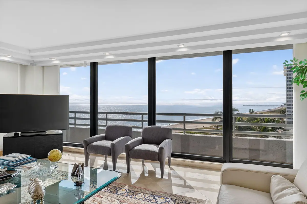 Living Area at 1500 S Ocean Boulevard 606, Boca Raton
