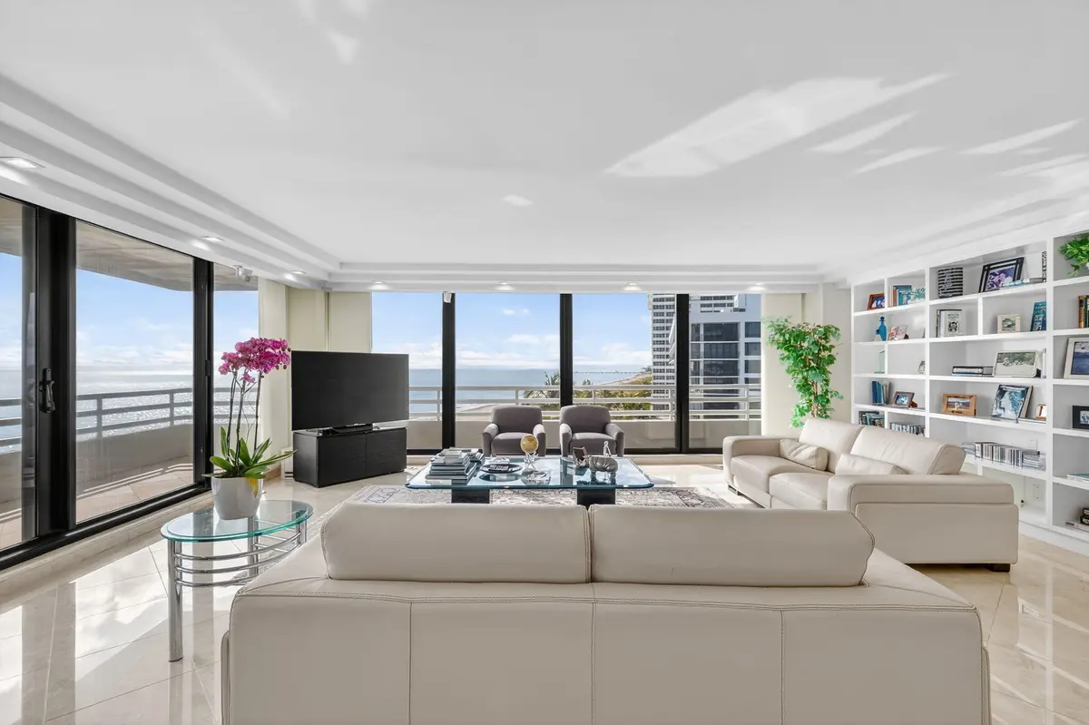 Living Area at 1500 S Ocean Boulevard 606, Boca Raton