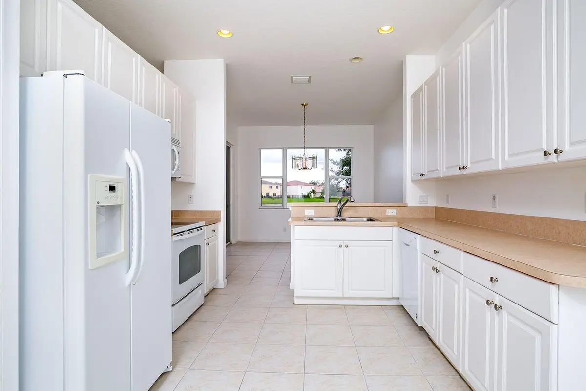 cedar dunes kitchen-new at 2887 SW Cedar Dunes Drive, Port St. Lucie