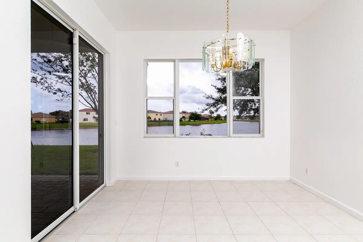 Dinning room at 2887 SW Cedar Dunes Drive, Port St. Lucie